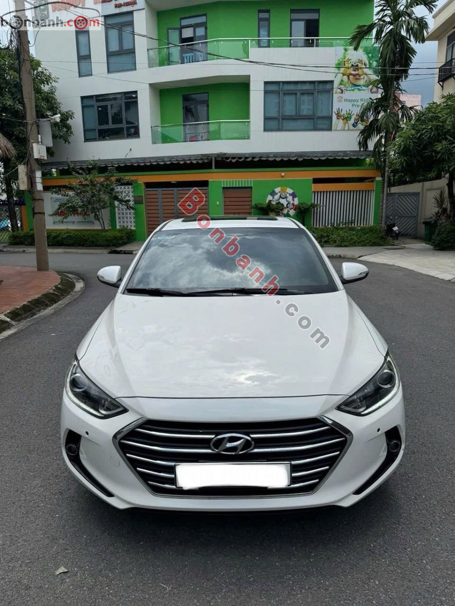 Bán ô tô Hyundai Elantra 2.0 AT - 2018 - xe cũ