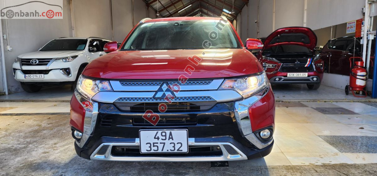 Bán ô tô Mitsubishi Outlander 2.0 CVT - 2020 - xe cũ