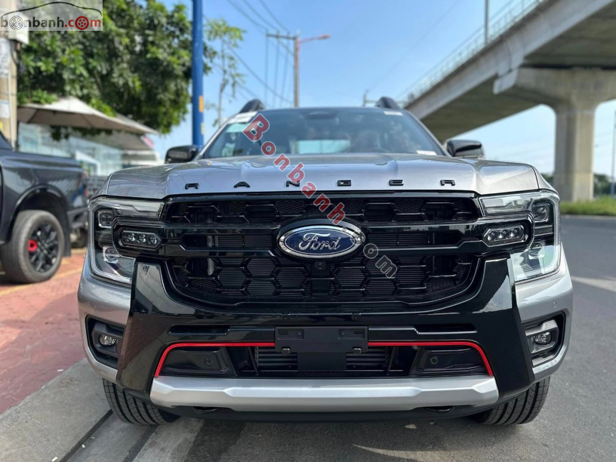 Bán ô tô Ford Ranger Stormtrak 2.0L 4x4 AT - 2025 - xe mới