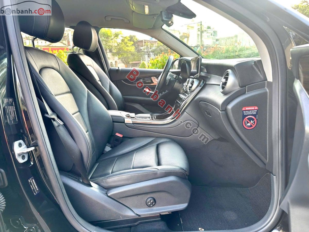 Bán ô tô Mercedes Benz GLC 200 4Matic - 2021 - xe cũ