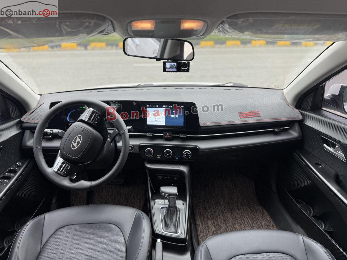 Bán ô tô Hyundai Accent Đặc biệt 1.5 AT - 2024 - xe cũ