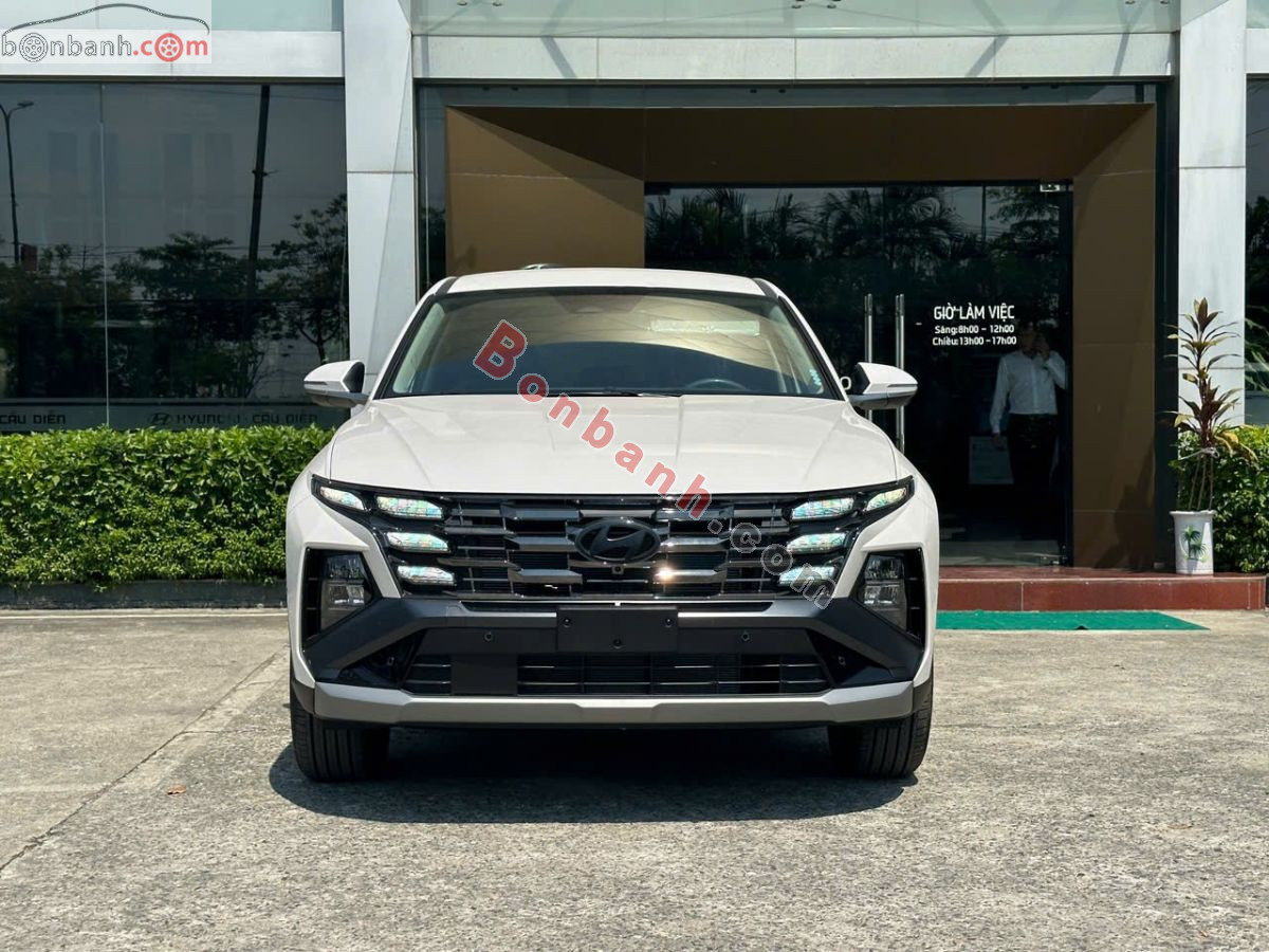 Bán ô tô Hyundai Tucson 2.0 AT Đặc biệt - 2025 - xe mới
