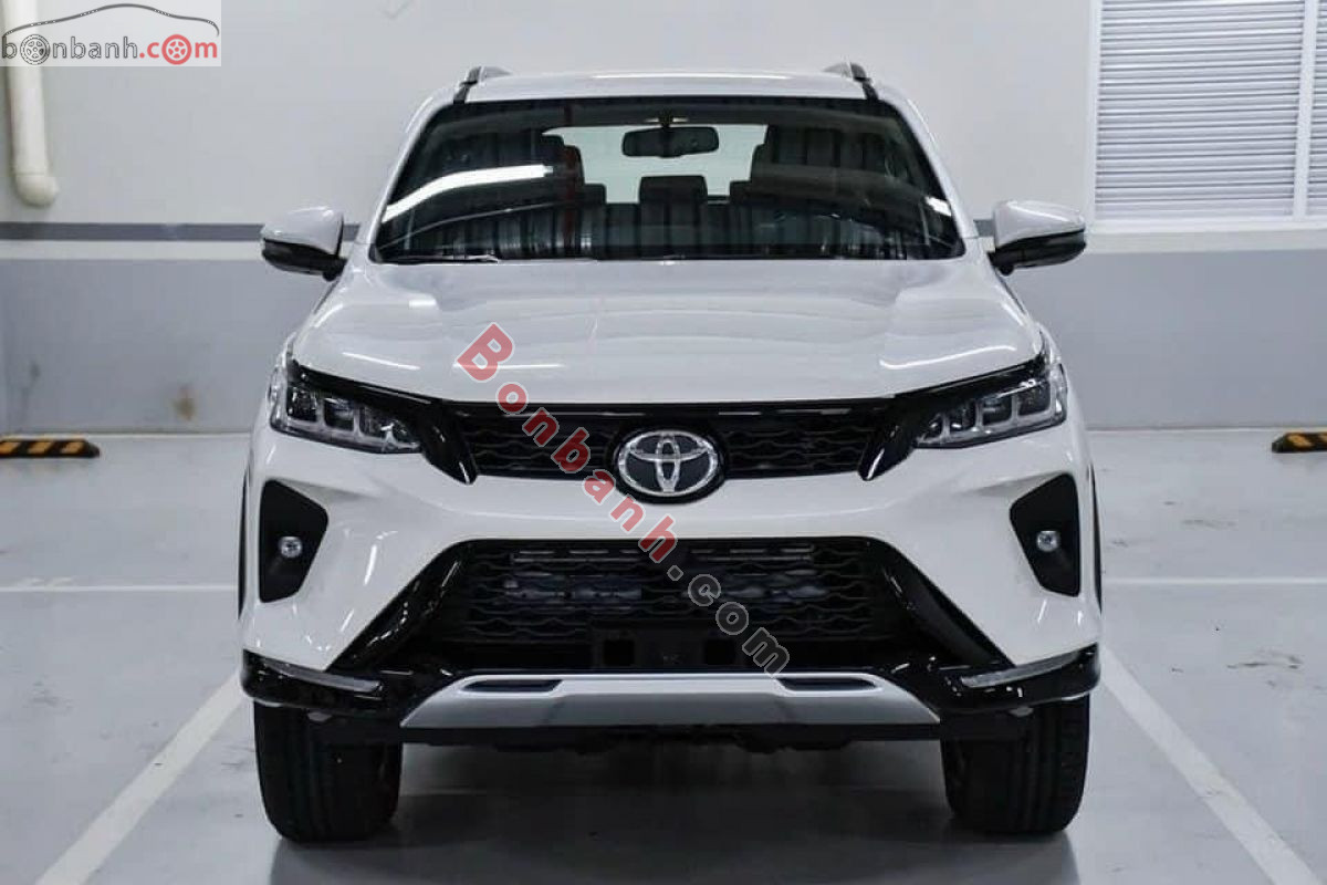 Bán ô tô Toyota Fortuner Legender 2.4L 4x2 AT - 2025 - xe mới