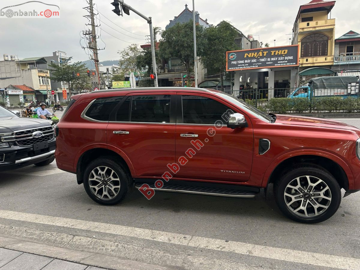 Bán ô tô Ford Everest Titanium Plus 2.0L 4x4 AT - 2022 - xe cũ