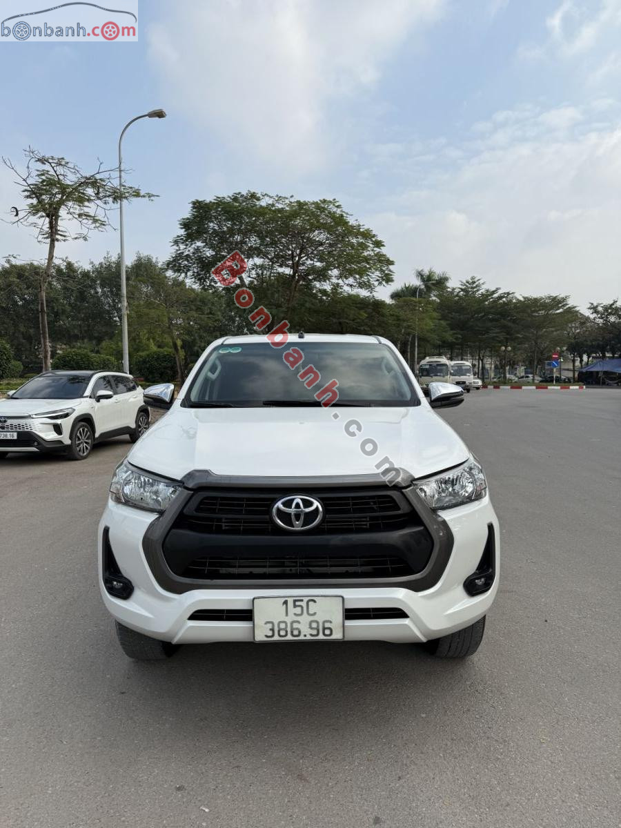 Bán ô tô Toyota Hilux - 2021 - xe cũ