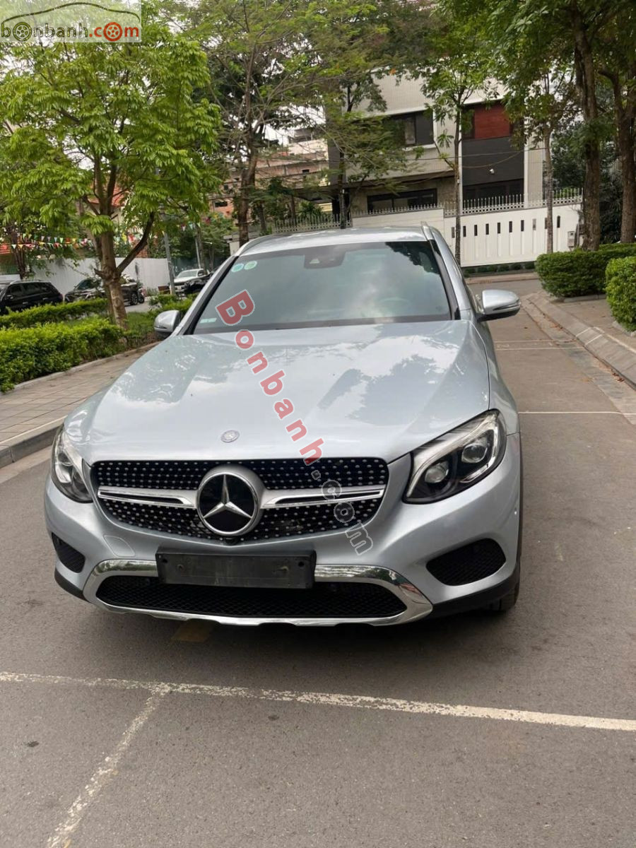Bán ô tô Mercedes Benz GLC 250 4Matic - 2017 - xe cũ