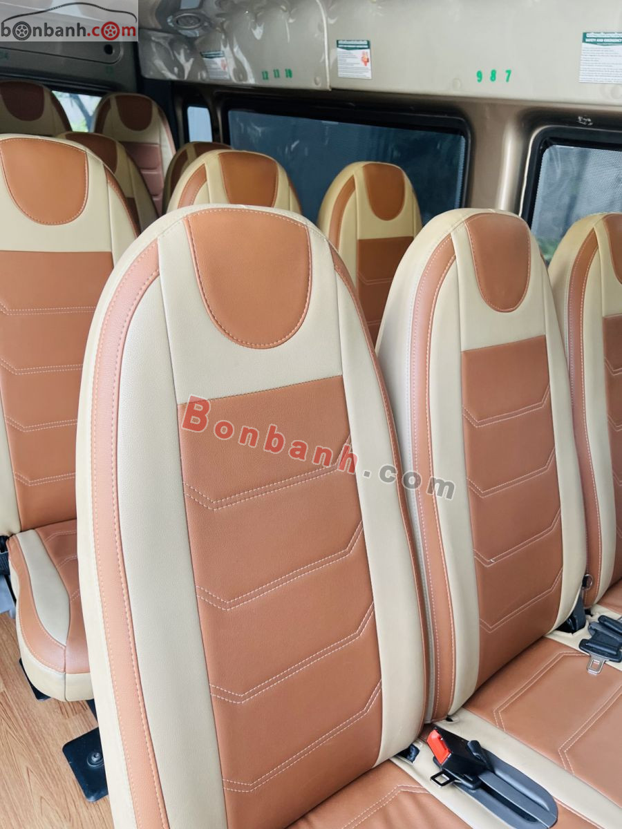 Bán ô tô Ford Transit Tiêu chuẩn - 2023 - xe cũ