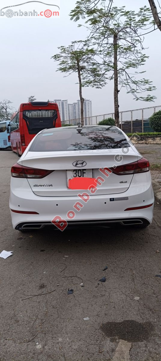 Bán ô tô Hyundai Elantra 1.6 AT - 2018 - xe cũ