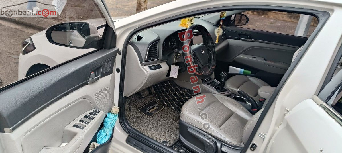 Bán ô tô Hyundai Elantra 1.6 AT - 2018 - xe cũ