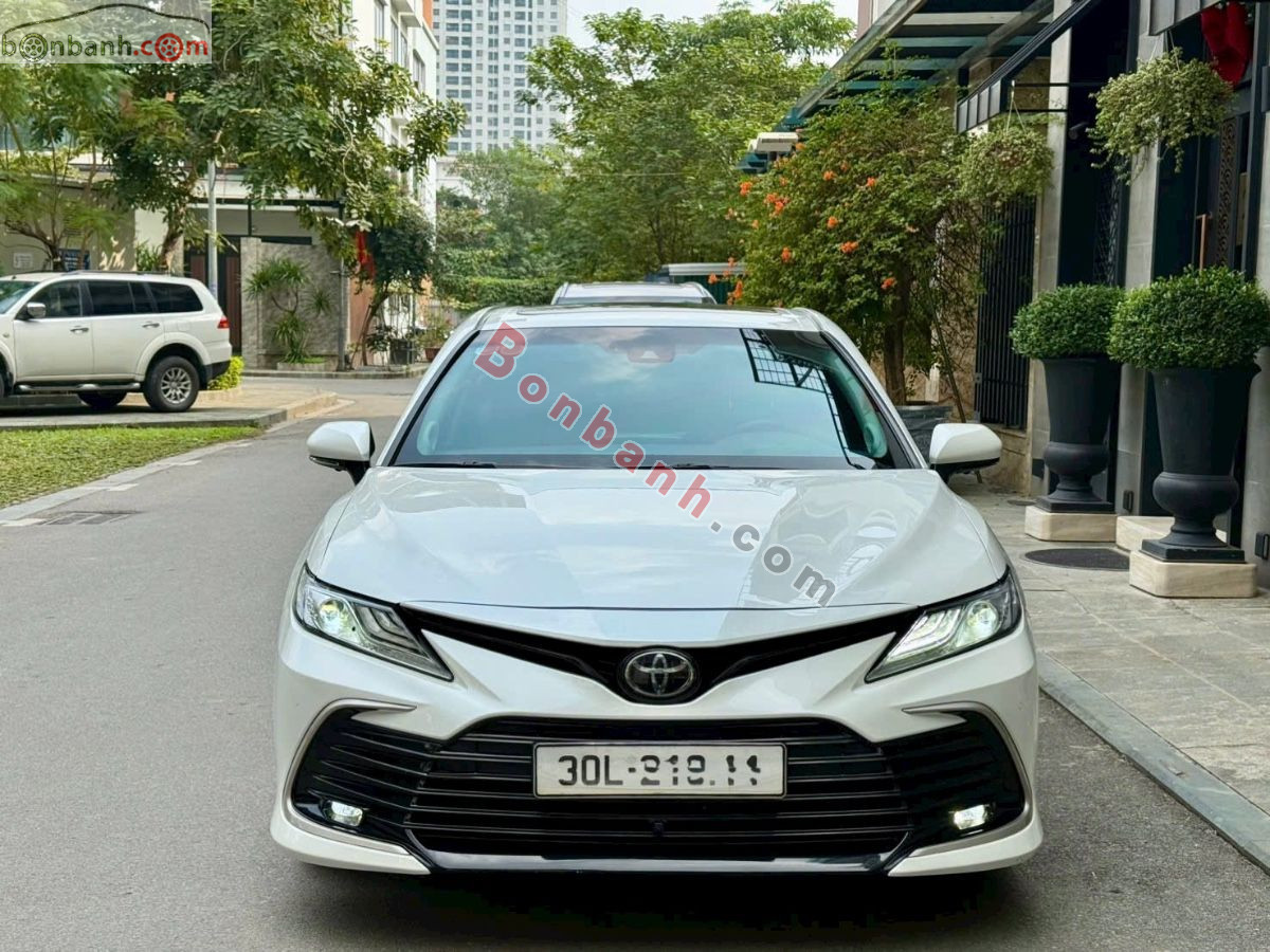 Bán ô tô Toyota Camry 2.0Q - 2022 - xe cũ