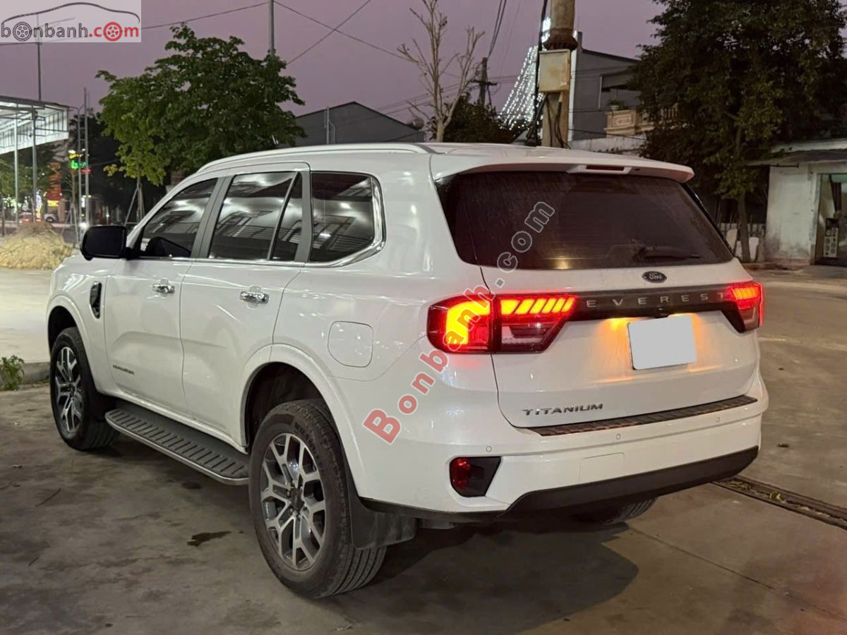 Bán ô tô Ford Everest Titanium Plus 2.0L 4x4 AT - 2025 - xe cũ