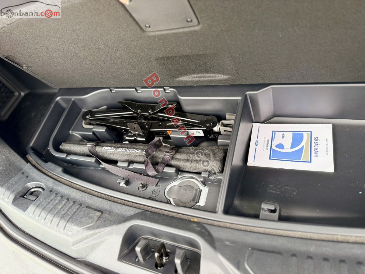 Bán ô tô Ford Everest Titanium Plus 2.0L 4x4 AT - 2025 - xe cũ