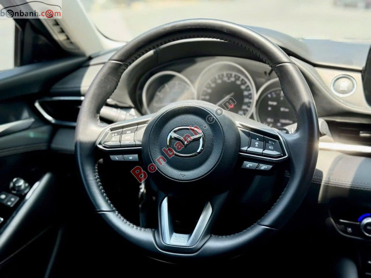 Bán ô tô Mazda 6 Premium 2.0 AT - 2022 - xe cũ