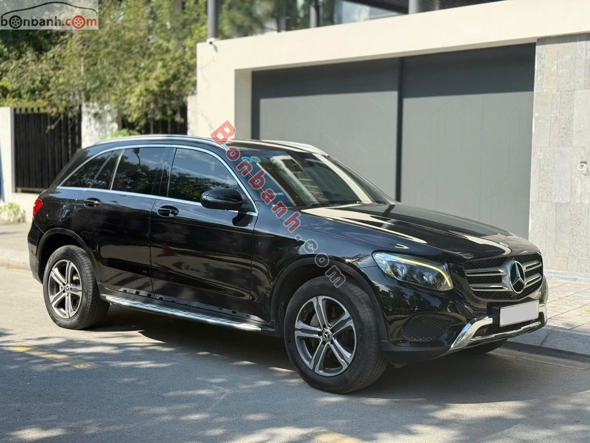 Bán ô tô Mercedes Benz GLC 250 4Matic - 2017 - xe cũ