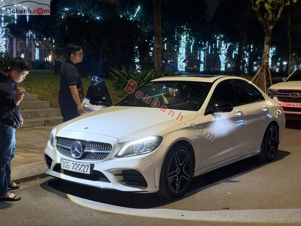 Bán ô tô Mercedes Benz C class C300 AMG - 2019 - xe cũ