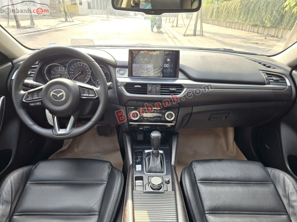 Bán ô tô Mazda 6 Premium 2.0 AT - 2017 - xe cũ