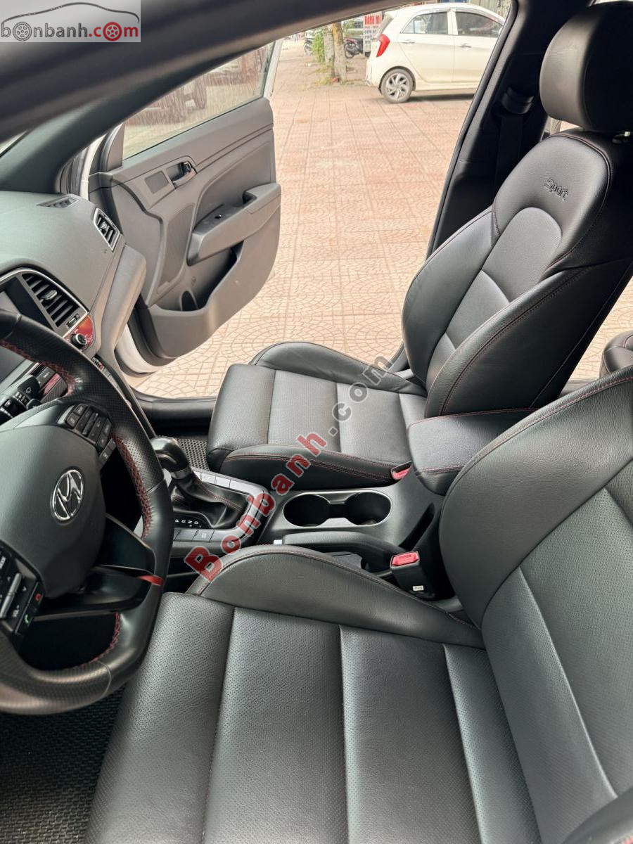 Bán ô tô Hyundai Elantra Sport 1.6 AT - 2018 - xe cũ