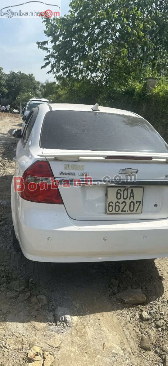 Bán ô tô Chevrolet Aveo LTZ 1.5 AT - 2015 - xe cũ