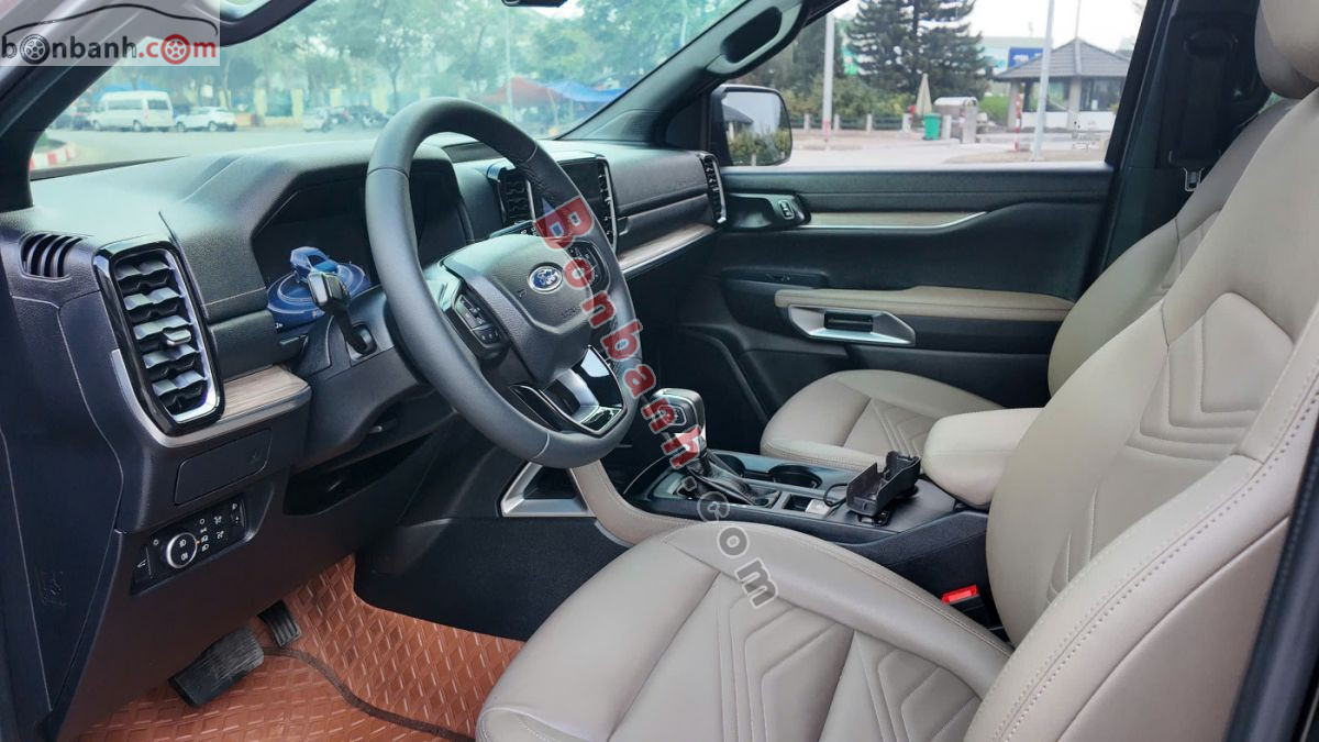 Bán ô tô Ford Everest Titanium 2.0L 4x2 AT - 2022 - xe cũ