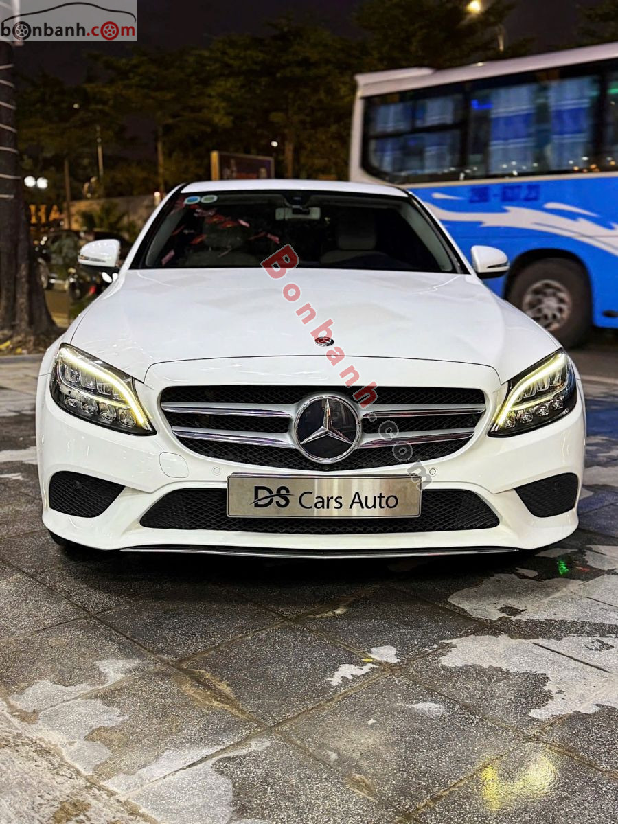 Bán ô tô Mercedes Benz C class C200 - 2018 - xe cũ