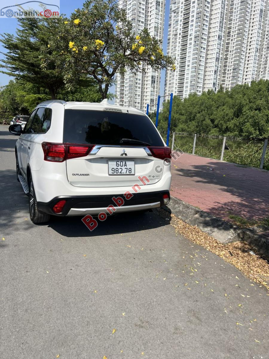 Bán ô tô Mitsubishi Outlander 2.0 CVT - 2019 - xe cũ