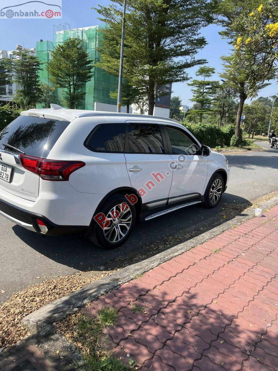 Bán ô tô Mitsubishi Outlander 2.0 CVT - 2019 - xe cũ