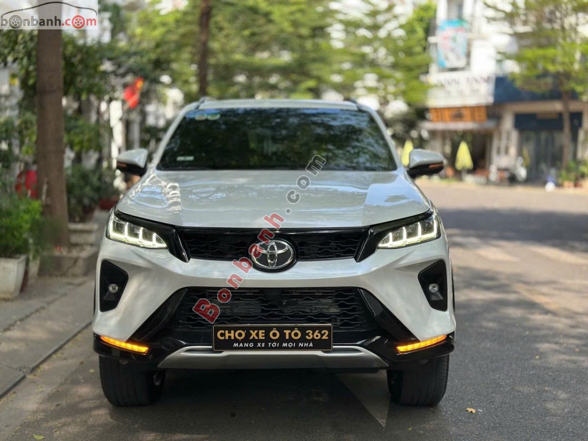 Bán ô tô Toyota Fortuner Legender 2.4L 4x2 AT - 2022 - xe cũ