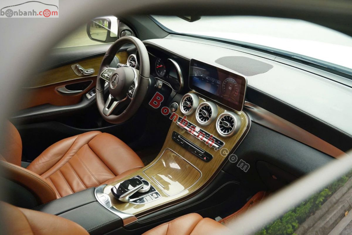 Bán ô tô Mercedes Benz GLC 300 4Matic - 2017 - xe cũ