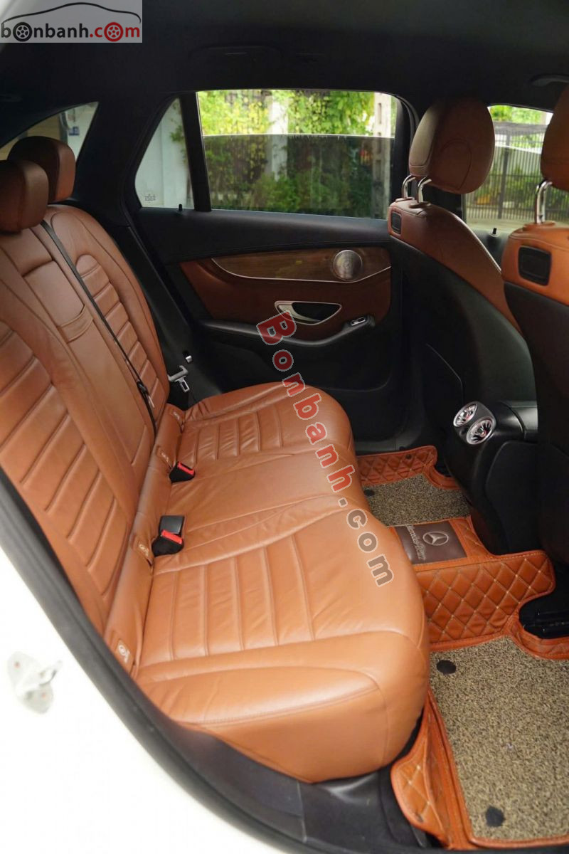 Bán ô tô Mercedes Benz GLC 300 4Matic - 2017 - xe cũ