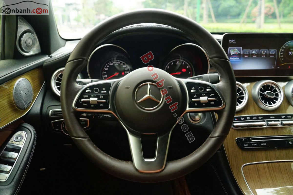 Bán ô tô Mercedes Benz GLC 300 4Matic - 2017 - xe cũ