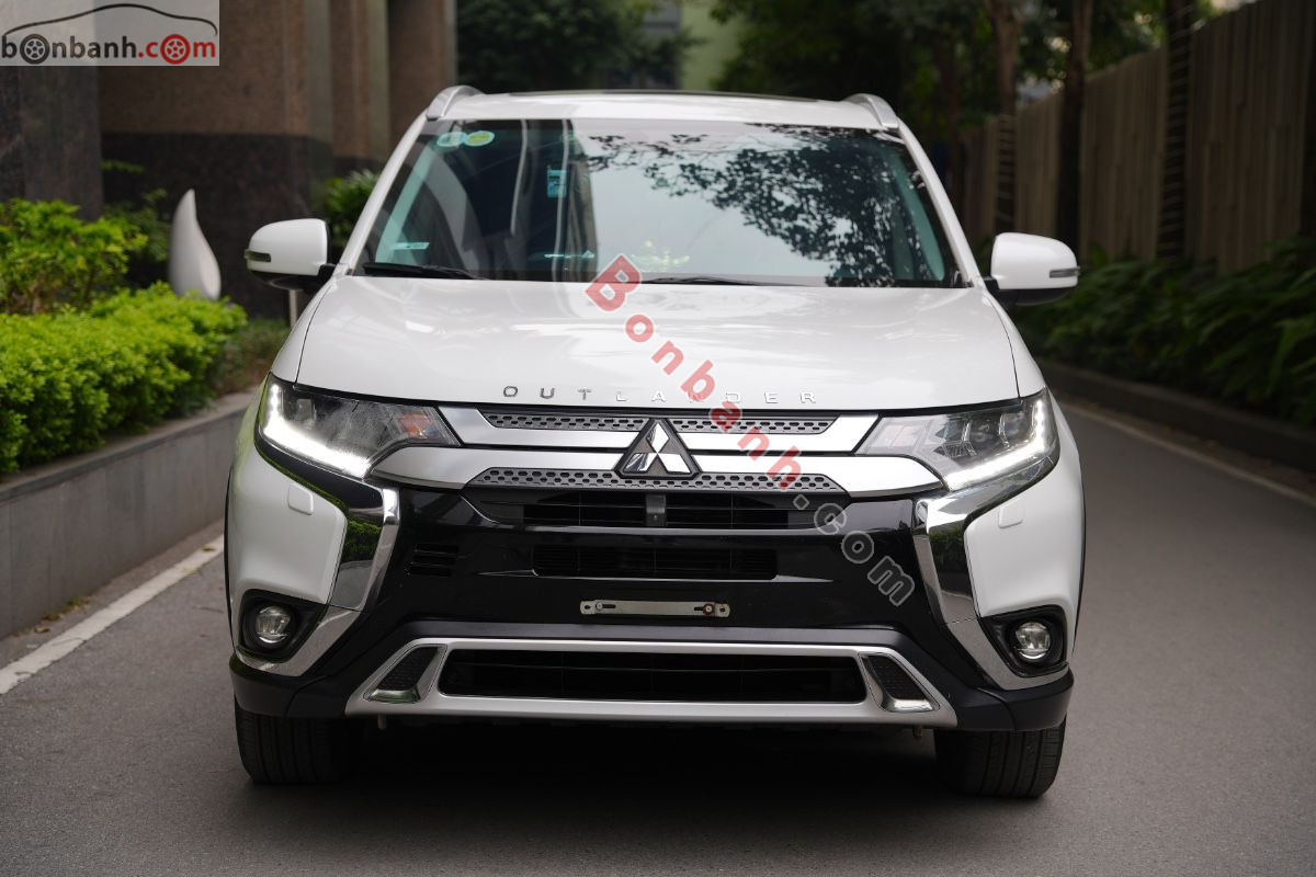 Bán ô tô Mitsubishi Outlander Premium 2.0 CVT - 2021 - xe cũ