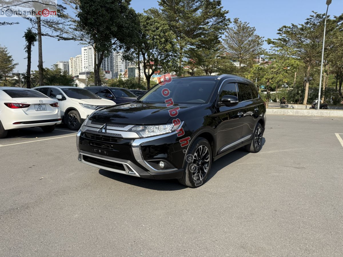 Bán ô tô Mitsubishi Outlander 2.0 CVT - 2022 - xe cũ