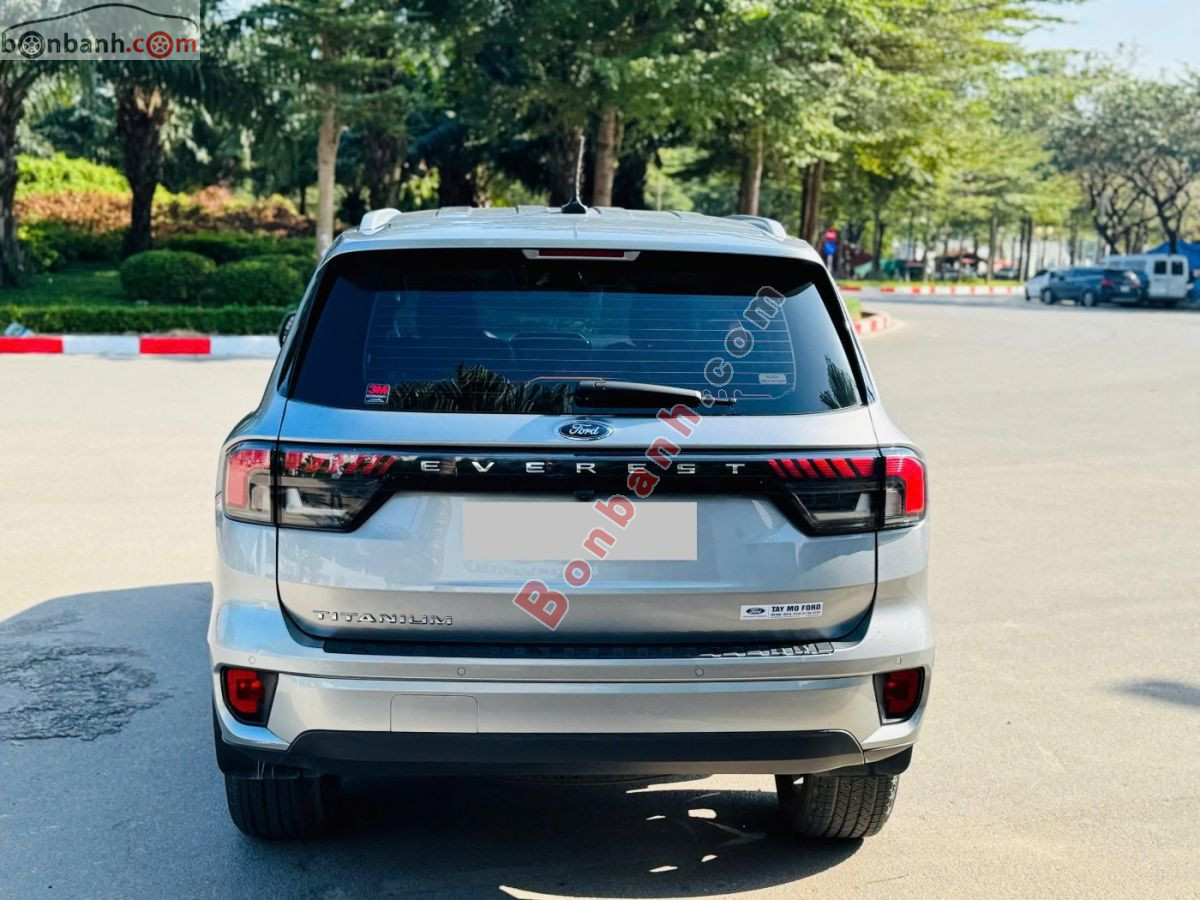 Bán ô tô Ford Everest Titanium 2.0L 4x2 AT - 2022 - xe cũ