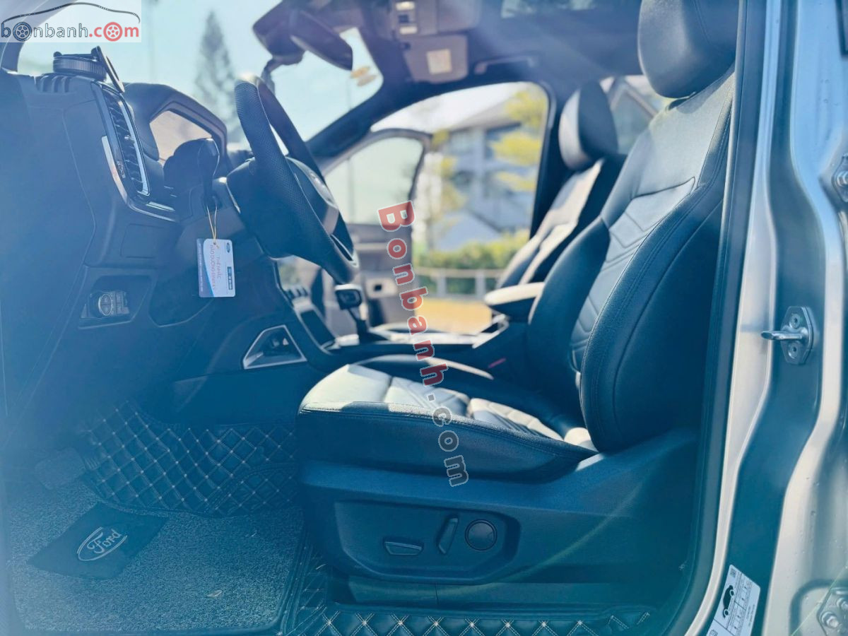 Bán ô tô Ford Everest Titanium 2.0L 4x2 AT - 2022 - xe cũ