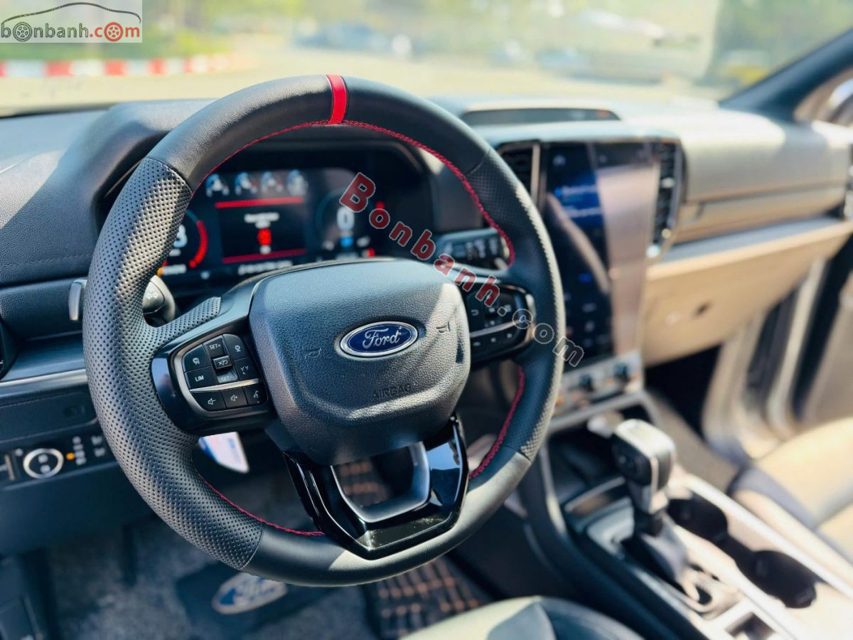 Bán ô tô Ford Everest Titanium 2.0L 4x2 AT - 2022 - xe cũ