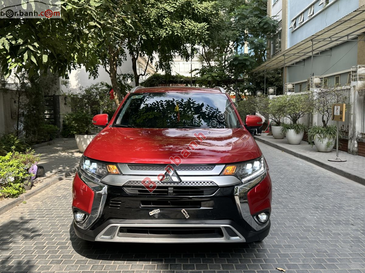 Bán ô tô Mitsubishi Outlander Premium 2.0 CVT - 2021 - xe cũ