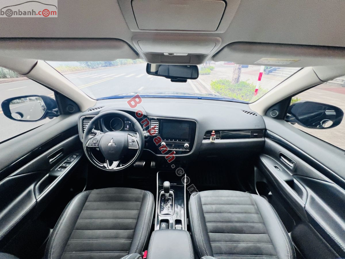 Bán ô tô Mitsubishi Outlander 2.0 CVT - 2023 - xe cũ