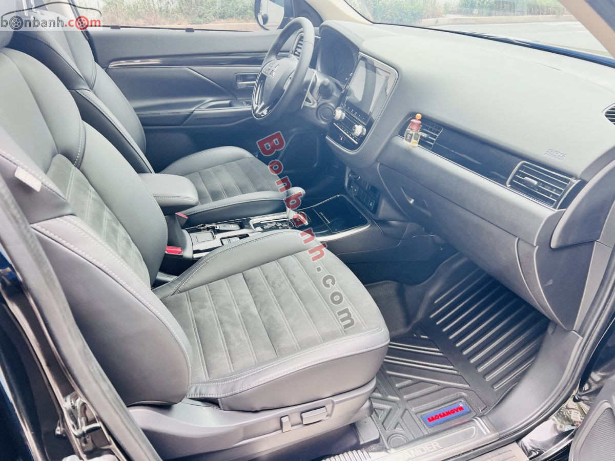 Bán ô tô Mitsubishi Outlander 2.0 CVT - 2023 - xe cũ