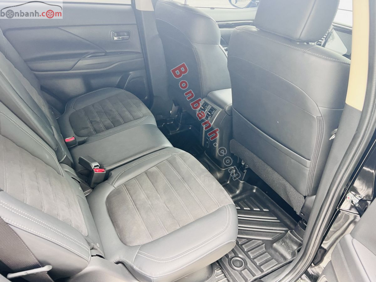 Bán ô tô Mitsubishi Outlander 2.0 CVT - 2023 - xe cũ