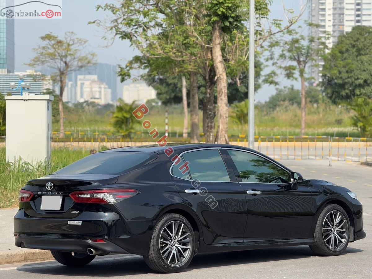 Bán ô tô Toyota Camry 2.0Q - 2021 - xe cũ
