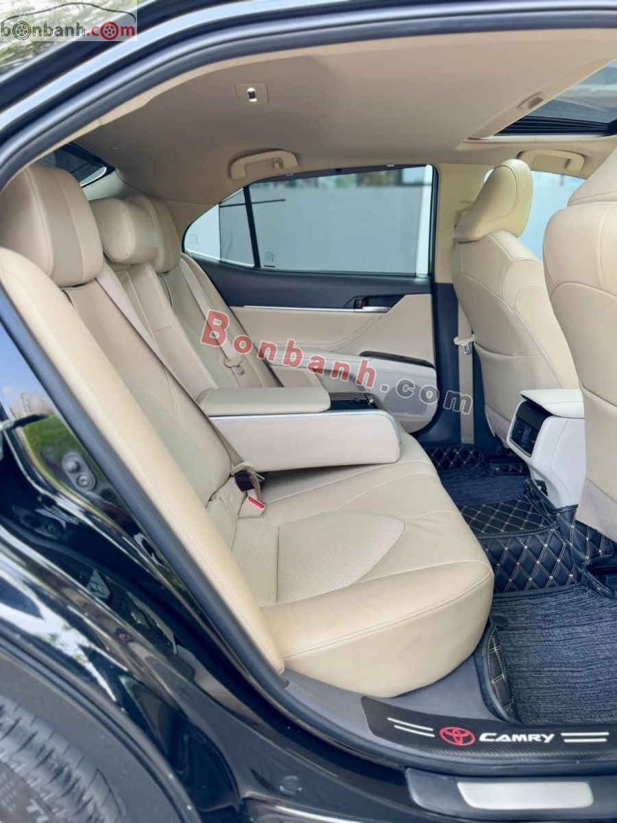 Bán ô tô Toyota Camry 2.0Q - 2021 - xe cũ