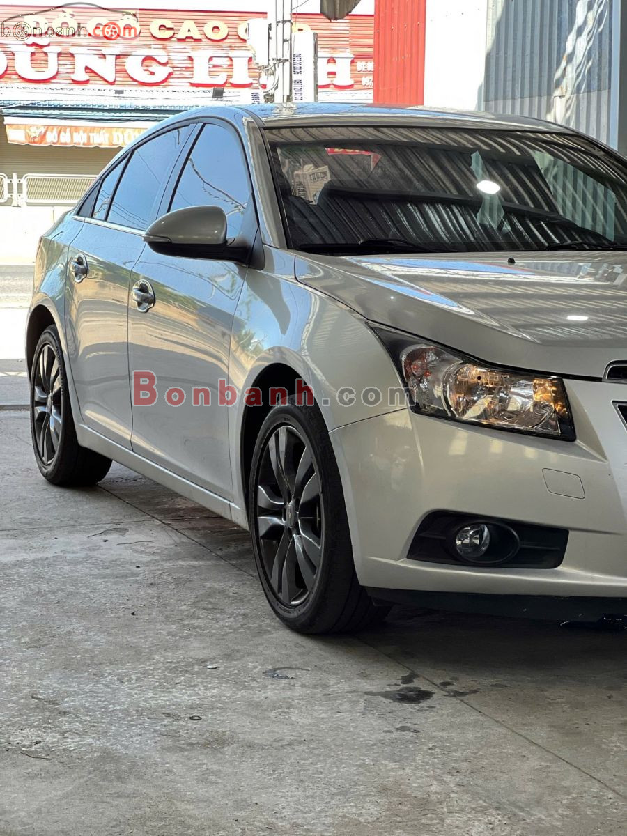 Bán ô tô Chevrolet Cruze LTZ 1.8 AT - 2015 - xe cũ
