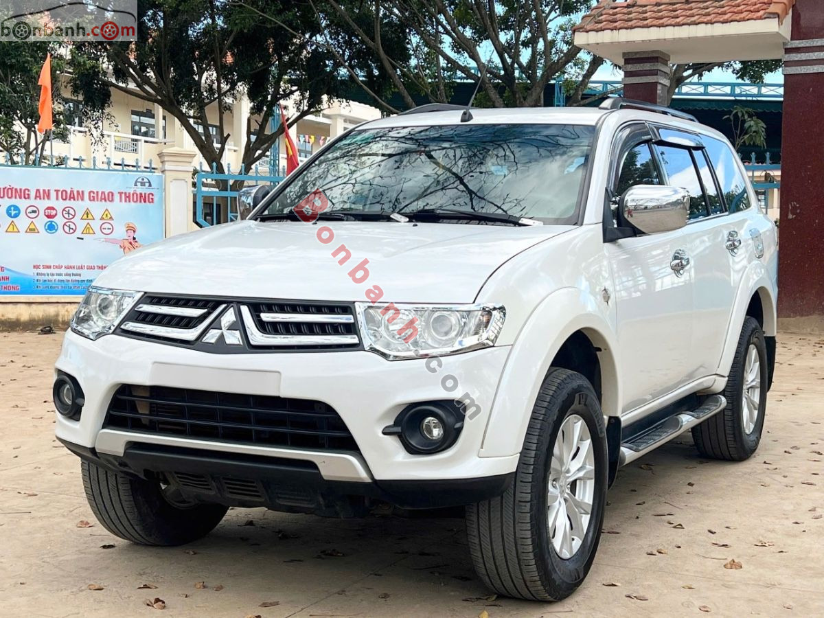 Bán ô tô Mitsubishi Pajero Sport 2.4D 4x2 MT - 2018 - xe cũ