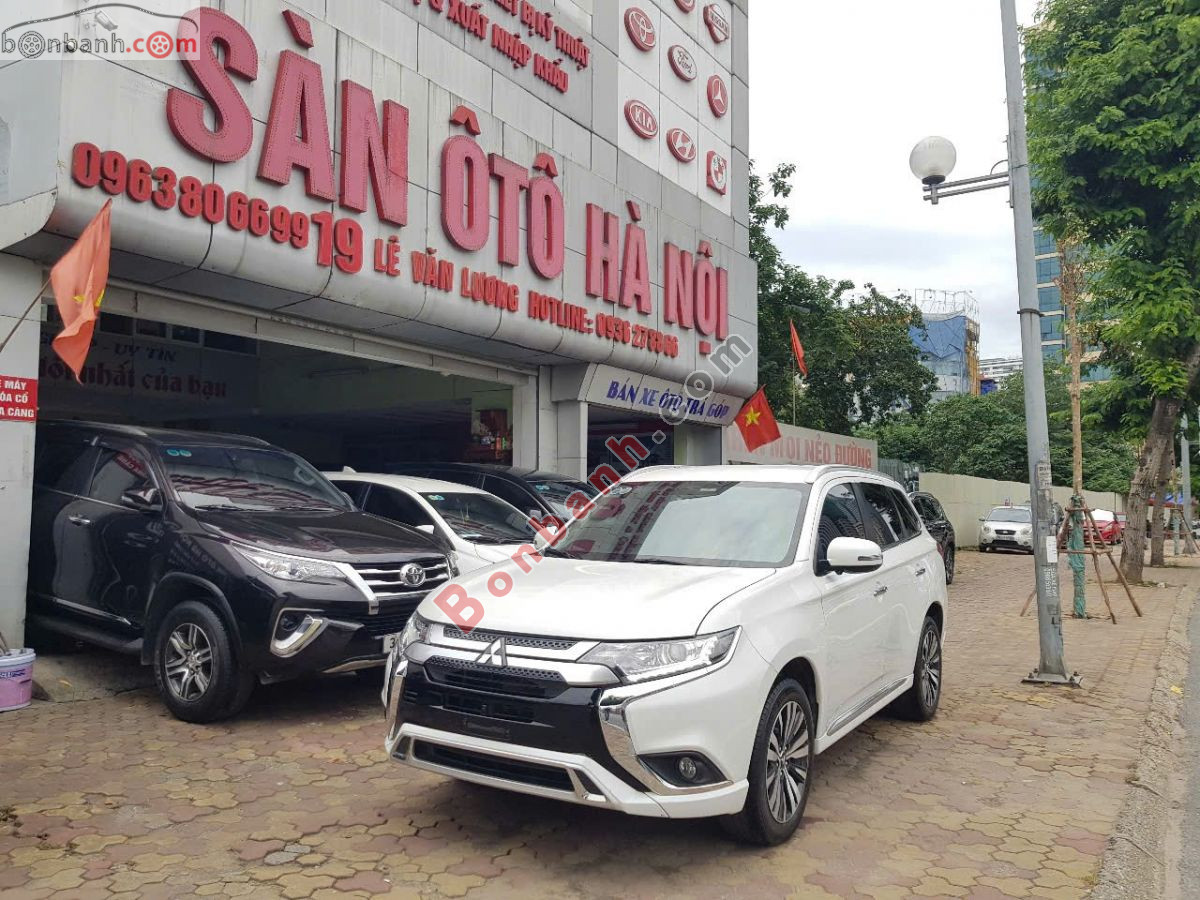 Bán ô tô Mitsubishi Outlander 2.0 CVT - 2023 - xe cũ