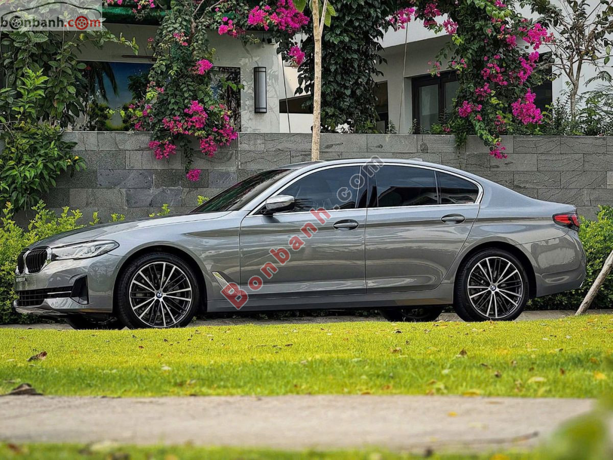 Bán ô tô BMW 5 Series 520i - 2023 - xe mới