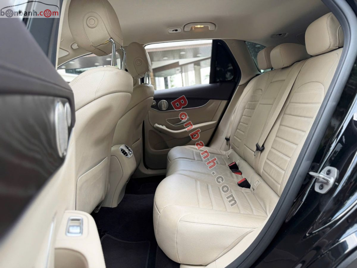 Bán ô tô Mercedes Benz GLC 200 4Matic - 2021 - xe cũ