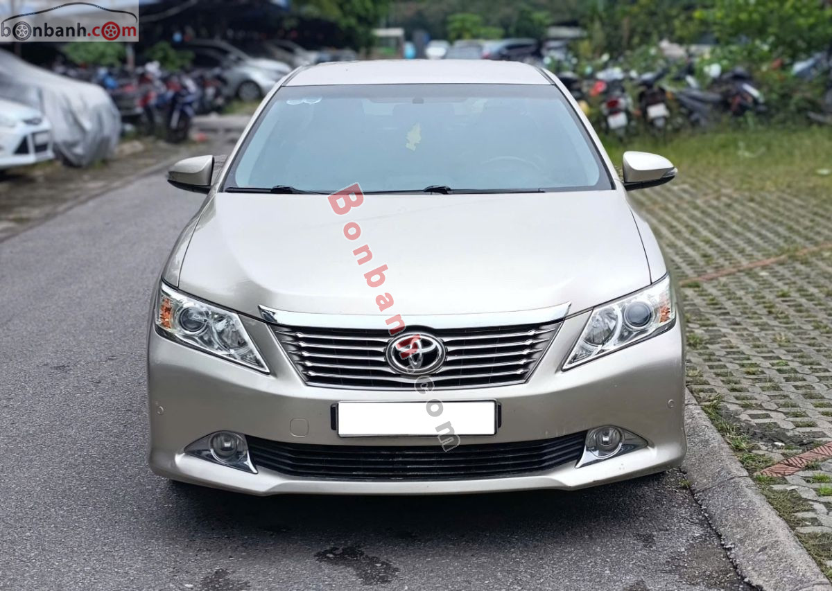 Bán ô tô Toyota Camry 2.5Q - 2014 - xe cũ