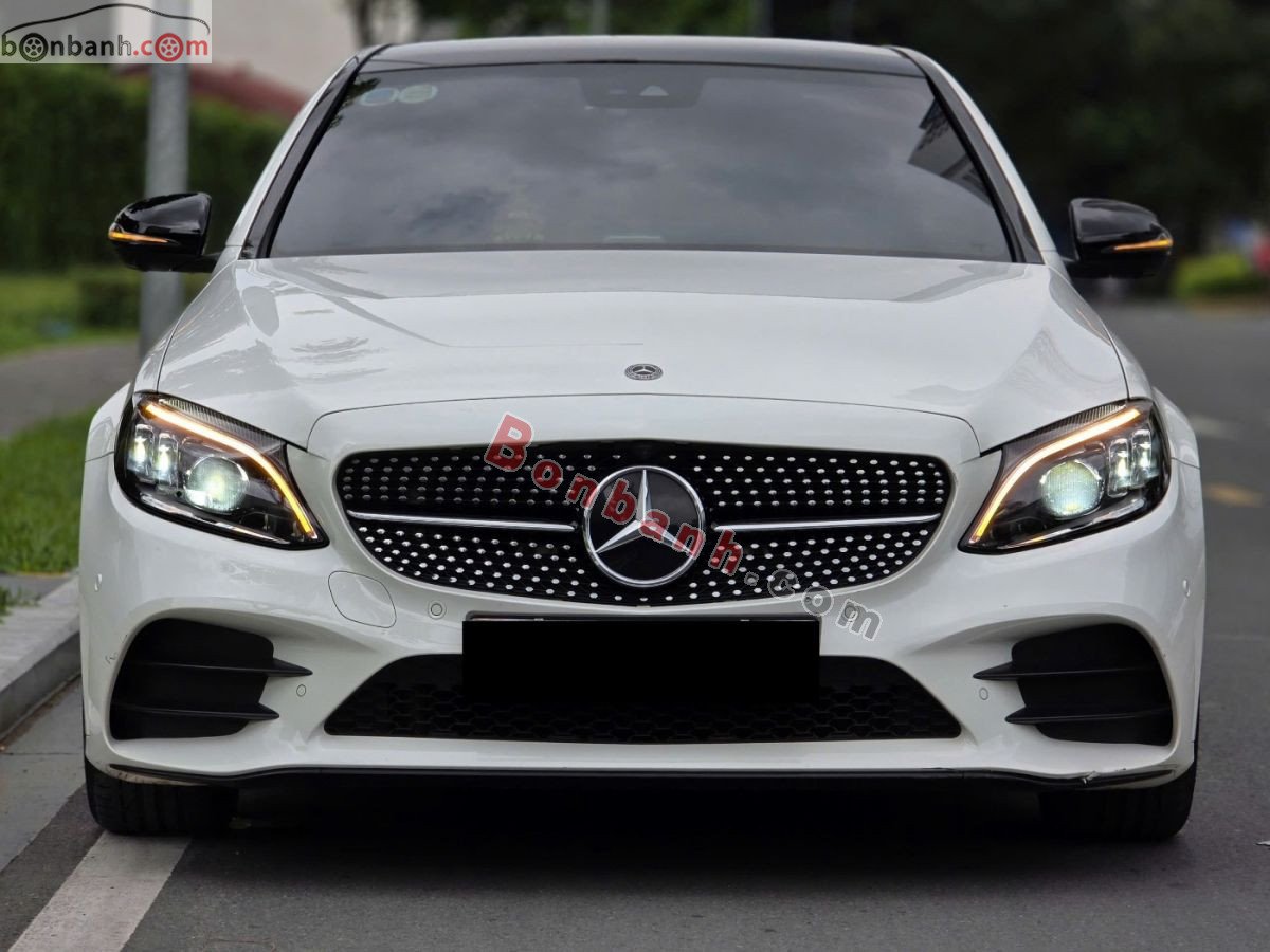 Bán ô tô Mercedes Benz C class C300 AMG - 2021 - xe cũ