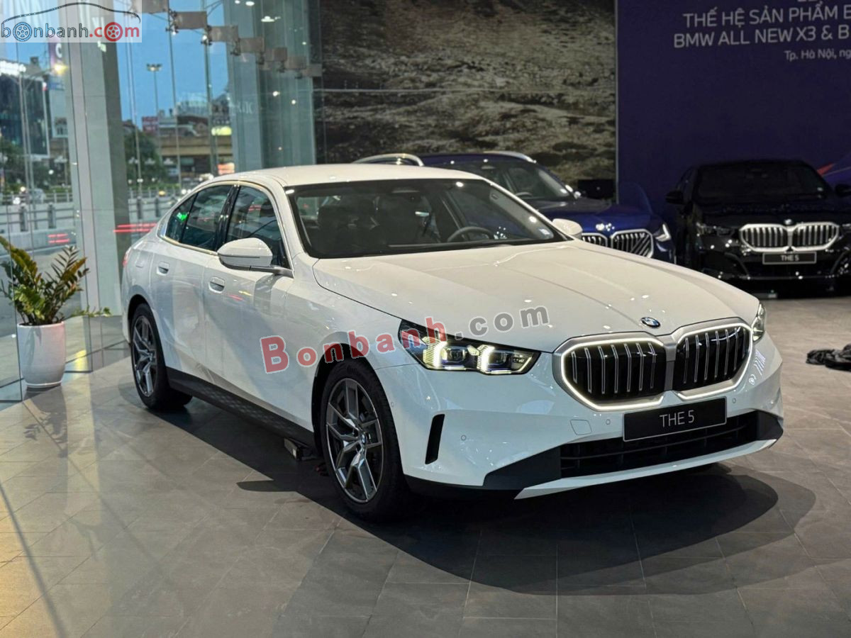 Bán ô tô BMW 5 Series 520i Premium - 2025 - xe mới