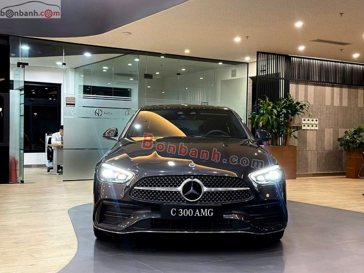 Bán ô tô Mercedes Benz C class C300 AMG - 2023 - xe cũ